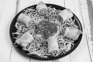 Spring Roll [6 Pieces] (Jain Preparation Not Available)