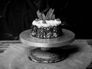 Black Forest Cake (1/2 kg)