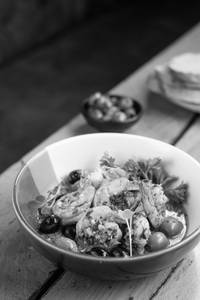 Garlic And White Wine Prawns Mezze