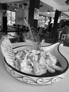 Veg Pasta In Alfredo Sauce