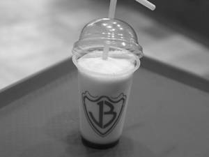 Kesar Pista Milkshake