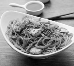 Chicken Hakka Noodles