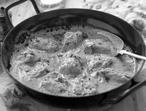 Chicken Tikka Butter Masala (8pc Boneless)