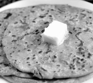 Aloo Pyaz Paratha