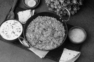 Masala Dal Khichdi [650 Ml]