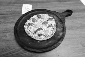 Kadhai Paneer Pizza