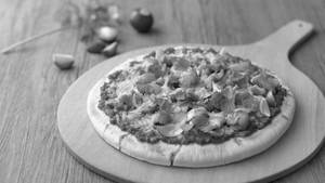 Schezwan Chicken Pizza Small