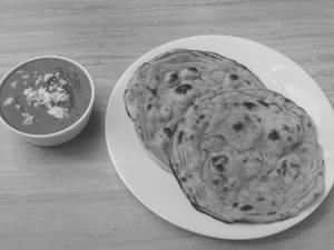 Paneer Makhani (250Ml) +2 Tandoori Roti + 1Pc Gulab Jamun
