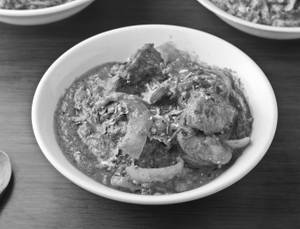 Chicken Tikka Do Pyaza (6 Pcs)