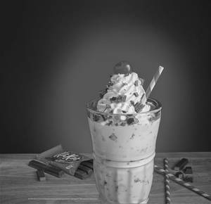 Kitkat Ice Cream Milkshake