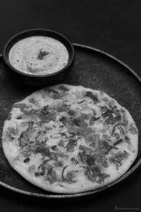 ONION TOMATO UTHAPPAM 