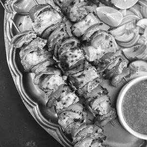Tandoori Paneer Achari Tikka