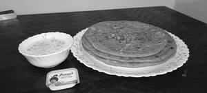 Aloo Matar Paratha (2pc)