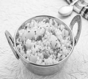 Sabudana Khichadi ( Green Chili )