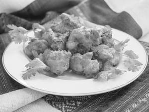 Gobi Pakoras (10 Pcs)