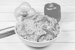Veg Hakka Noodles