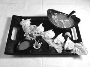Chicken Steam Momos ( 5pcs) + Chicken Hot N Sour Soup
