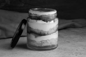 Strawberry Jar Cake