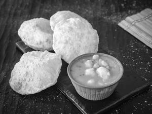 Hing Kachuri Wth Cholar Dal [4pcs] [Only Sat]