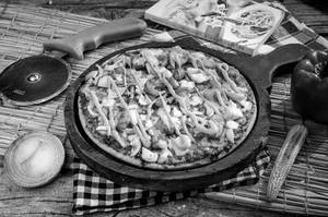 Chicken Tikka Pizza