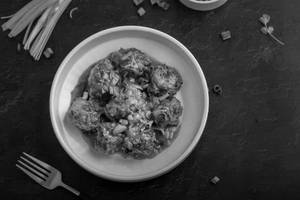 Vegetable Balls In Hot Garlic Sauce Dry [km]