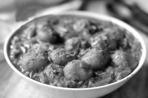 Kashmiri Aloo Dum (3pcs)