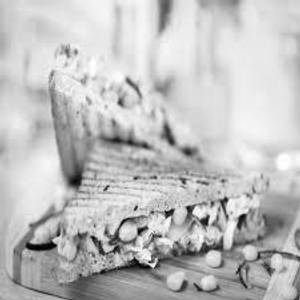 Creamy corn grilled sandwich