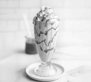 Salted Caramel & Vanilla Milkshake