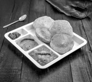 Puri Sabji (4 Pcs)