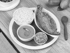 Pabda Shorshe Mini Thali