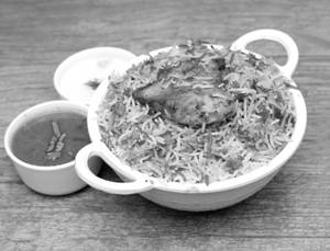 Chicken hyderabadi biryani(half)