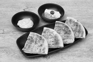 Herbed Pita Bread With Humus