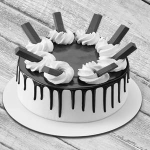 Kitkat Cake