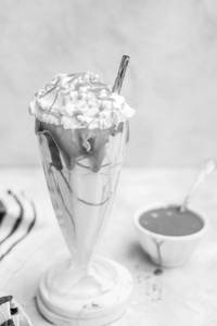 Caramel Shake