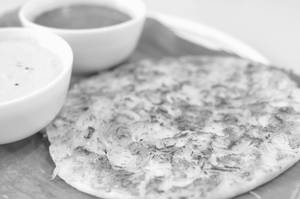 Onion Uttapam