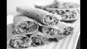 Egg Paneer Roll