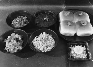 Misal Pav  [4 Pcs]