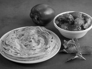 Paneer Butter Masala With 2 Indian Bread Combo