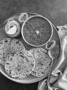 Dal Makhani + 3 Butter Roti