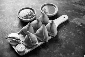 Samosa ( 2 Pcs )