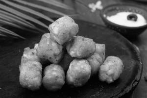 Chilli Garlic Potato Shots (15pcs)