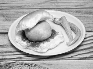 Schezwan Vada Pav