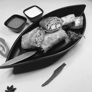 Paneer Makhani Roll