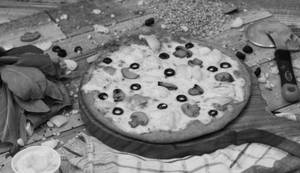Macaroni Special Pizza