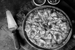 Charcoal Roast Chicken Pizza
