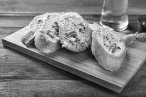 Chilly Cheese Garlic Bread