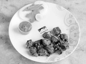 Murgh Achari Tikka