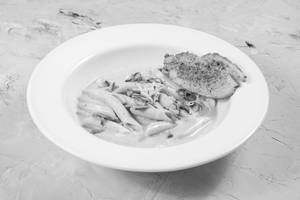 Pasta in Creamy Mushroom sauce