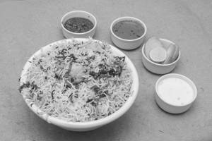 Hyderabadi Chicken Dum Biryani