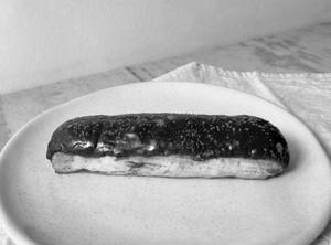 Chocolate Eclair [Serve 1]